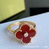 Anneaux de concepteur de haute qualité Vancleff New 18K Electroplated / Lucky Clover Ring / Natural Beimu Jade Marwing Ring / Sale directe Original 1TO1 avec logo réel