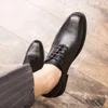 Oxford Brogue – chaussures décontractées pour hommes, robe formelle en cuir, plates, à la mode, noires, véritables, rétro, bout pointu, Zapatos, 2024