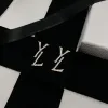 Kolczyki projektant kobiet męskie luksusowe kolczyki proste litery kształtu