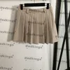 Elegant Jacket Dress Ladies Designer Tracksuit Trendiga veckade kjolar Luxury Personlighet Charm Coat Dress Set Set Set