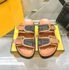 Pantofole di marca firmate Sandali baguette di lusso firmati Scarpe da donna da uomo Cuscini Comode pantofole da spiaggia con scivolo alla moda estiva in tela colorata in pelle