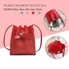 Torby na ramię dziewczęta torebki messenger kobiety urocze solidne galaretki swobodne małe pvc wiadro matowe crossbody znakomite