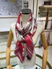 2024 Fashion Classic Letter High Quality Scarf Silk Designers Women Turbans Head Scarfs Square Bandeaus pannband Lämplig för män L M78835 S Band