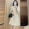 Vestidos casuales básicos Mujeres Vestido de una pieza Otoño 2023 Office Lady Corea Estilo Tejer Manga larga Patchwork Sólido Negro Robe Drop de Oth5Z