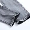 Jeans gris pour hommes Slim petits pieds pantalons longs tenue décontracté extensible polyvalente 240323