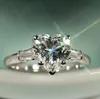 Victoria Weick Luxe Sieraden 925 Sterling Zilver CZ Diamant Witte Topaas Bruiloft Verlovingsband Hart Vrouwen Vinger Ring Gift Size1504232