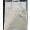 Designerväskor för kvinnor clearance försäljning Pearlescent Nail 2024 Diamond Shoulder Original Six Grid Factory Matte March Bag One Limited Color Handheld Womens Tote