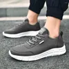 Chaussures décontractées pour hommes, baskets légères respirantes en maille pour l'extérieur, mode masculine 2024, chaussures confortables