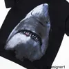 Designer 23 Summer New GVC Classic Shark Print Short sleeved Men's T-shirt Loose Large Edition Couple Dress HJI6