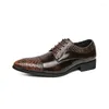 Kledingschoenen Luxe Lakleer Herenmode Zakelijk Kantoorschoen Italiaanse Oxfords Derby Puntschoen Bruiloft Formele Loafers