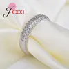 Bagues de cluster Luxe autrichien Zircon Wedding Band pour femmes Bague d'éternité 925 Sterling Silver Gros Bijoux Fournisseur Prix