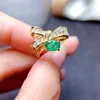 Bagues de cluster MeiBaPJ 5mm 7mm Naturel Emerald Fashion Bow Bague pour femmes Réel 925 Sterling Silver Charm Fine Bijoux de mariage