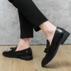 Casual Schoenen Mannen Slip Op Mode Glanzende Luxe Brogue Loafers Anti-slip Flats Formele Mocassins Rijden Zapatillas