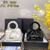 Il designer di borse in pelle vende borse da donna di marca con uno sconto del 50% Semplice borsa a spalla piccola Borsa da donna alla moda Nuova tendenza e tracolla portatile