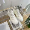 Célébrité Internet haute définition avec le même style que les chaussures du père, chaussures de sport décontractées à talons hauts et semelle épaisse pour femmes, nouvelle taille printemps et automne 2024