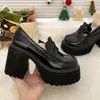 Super High Heels Loafers Frauen 2024 Frühling Patent Leder Chunky Plattform Pumpen Frau Slip Auf Schwarz Jk Uniform Schuhe Mary janes 240322