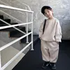 Kläder set cool pojke minimalistisk fast färg sport kostym koreansk version barn förlorar ren bomullsstruktur hoodie barn tvådelar set