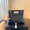 高級ヴァーニス特許高豪華なショッピングバッグダイヤモンド格子容量ファブリクトーテチェーンバッグハンドバッグ女性バッグ