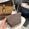 デザイナートートバッグ財布のバケツ財布ファッションレザーブラウンショルダーバッグ付き大きなハンドバッグ高豪華なクラシックフラワーホーボスショルダーバッグ2PCS/セット