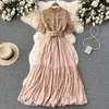 Elegante nieuwe zomer vrouwen staan ​​kraag lange jurk vintage vrouwelijk kanten lozwerk Empire Slim Fairy met riem 2022