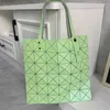 Designerbeutel für Frauen Freigabe Verkauf Damen Japanische Original geometrische Fabrik 2024 lebenslange neue modische Zhenjin -Umhängetasche Diamant Sechs Grid Tote Handtasche