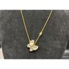 Necklaces Jewelry Women Butterfly Designer Womens Gold Necklace Diamonds Red Bule White Shell Stainless Steel Platinum Party Gifts for Lady