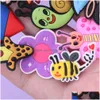 Schoenonderdelen Accessoires Groothandel 100 stuks PVC Vlinder Slak Zon Charms Varken Bloem Bee Gesp Voor Kinderen Rugzak Knop Klomp Drop Dhpev