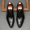 Zapatos de vestir hechos a mano para hombre, zapatos de cuero genuino de lujo, moda 2024, nuevo estilo, zapatos Brogues de tendencia británica, zapatos de negocios para boda para hombre