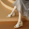 Сандалии, лето 2024, женская обувь из натуральной кожи, высота 22–24,5 см из овчины с пряжкой на танкетке и высоком каблуке