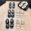 Tasarımcı Ayakkabı% 38 İndirim İnci Topuk Sandalet Kadınlar Kalın Topuklu Dış Giyim Moda Square Head Xiaoxiangjia Kadın Ayakkabıları