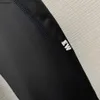 Женские спортивные костюмы бренда Спортивная одежда Дизайнерский женский комплект для йоги Модный логотип для бега Высокоэластичные тонкие леггинсы Леггинсы для фитнеса Апрель 02