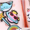 Schuhteile Zubehör Großhandel 100 Stück PVC Planet Herz Alien Pferd Wow Stay Weird Flower Whale Seal Regenbogen Garten Charms Kinder Dhho0