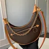 Brown Hemicycle Classic Chains Bag Totes Crossbody Luxury Designer Brand Fashion Shoulder Bags Handväskor Högkvalitativa kvinnor Letter Telefon Bag