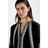 Abiti casual 2024 Abito lungo primaverile con scollo a V Manica a lanterna Boho Cotone e lino Hippie Ricamo festivo Nero Mujer