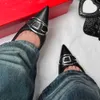 Niszowa metalowa klamra z spiczastym paskiem powietrza. Modne sandały na wysokich obcasach skórzane szczupłe obcasy wszechstronne pojedyncze buty dla kobiet