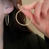 Boucles d'oreilles créoles minimalistes pour femmes, cercle rond uni, mode tempérament, bijoux simples