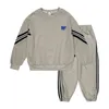 Automne Printemps Teen Boys Vêtements Ensemble Enfants Side Stripe Sweat Pull Top et Sport Pantalon Costume 2PCS Sport Tenues 240328