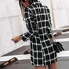 Kvinnors kostymer Autumn Spring Plaid Woolen Coat Dress Women Causal Office Ladies V-Neck Double Breasted Slim Jacket