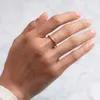 Anelli a fascia 2024 Bling di alta qualità 100% argento sterling 925 delicati gioielli con dita Micro Pave Cz piccola stella donne anelli di fidanzamento di nozze Q240402