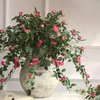 Dekorativa blommor Fake Plant Simulated Flower Realistic Hanging Artificial Rose Green For Home Wedding Decor Långvarig faux trädgård