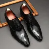 Zapatos de vestir hechos a mano para hombre, zapatos de cuero genuino de lujo, moda 2024, nuevo estilo, zapatos Brogues de tendencia británica, zapatos de negocios para boda para hombre