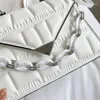 Väska 2024 Kvinnor Square Leather Chain Shoulder Bags Luxury Designer Högkvalitativ Crossbody Ladies Purses Fashion Clutch Handväska