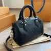 Kvällspåsar Nya 2024 Fashion Classic Bag Designer Bag Handväska Läderhandväska Kvinnor Retro Clutch Handväska Belägd Crossbody Bag 888