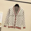 Projektantka Woman Sweter Odwrotny bawełniany Jacquard Cardigan Mens Polo Cardigans V Szyja Długie rękawowe kraje na dzianinowe płaszcz jesień zima Keep Walm Bottom P-P0202