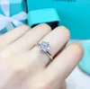 3ct 6 Prong V Stijl Klassieke Solitaire Diamanten Ring 925 Zilver 18K Wit Gouden Ringen Engagement Bruiloft Fijne Sieraden 240402