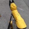 Vêtements pour chiens étanche à séchage rapide et sweat à sweat à sweat à sweat plume poncho vêtements de pluie pour animaux