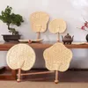 Dekorativa figurer 5st/Lot Retro Chinese Hand-Woven Fan Catttail Summer Plantain Wheat Straw Woven Cool Air Bamboo Gift Pushan Arts