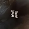 Kolczyki Dangle Women Butterfly Kształt Rhinestone InLay Ear Studs Wiselant Ricing Prezent Biżuteria Elegancka akcesoria na przyjęcie weselne