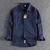 Ameikeji estilo británico retro camisa de manga larga abrigo hombres primavera otoño sarga algodón versátil color sólido masculino carga trabajo camisas 240326