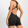 Tenue de yoga Tenues de yoga BS Sportswear Col haut Verrouillage avant Fermeture éclair Racerback Body Shorts avec coussinets amovibles V Shape Back Design Vêtements d'entraînement